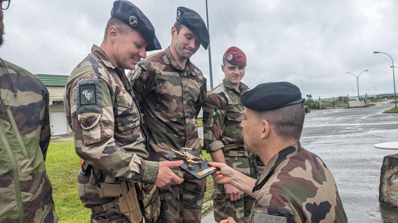 Remise des prix au vainqueur de DRONEX 2024 : le 7e BCA