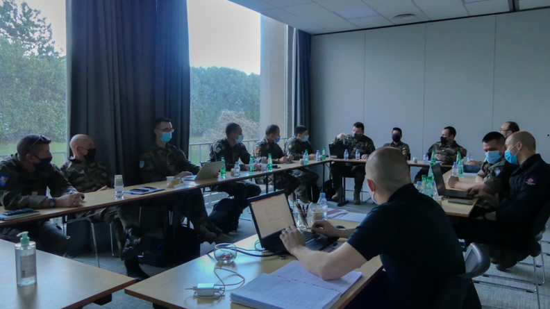 Groupe de travail durant les comités 66-1