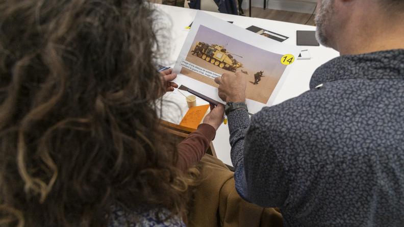 Les participants tentent de distinguer des images réelles de celles générées par IA