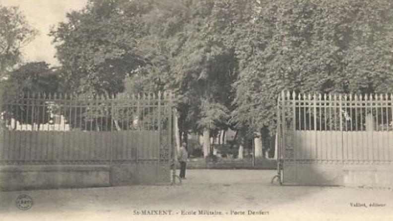 Photo porte Denfert de l'école militaire d'infanterie de ST-MAIXENT