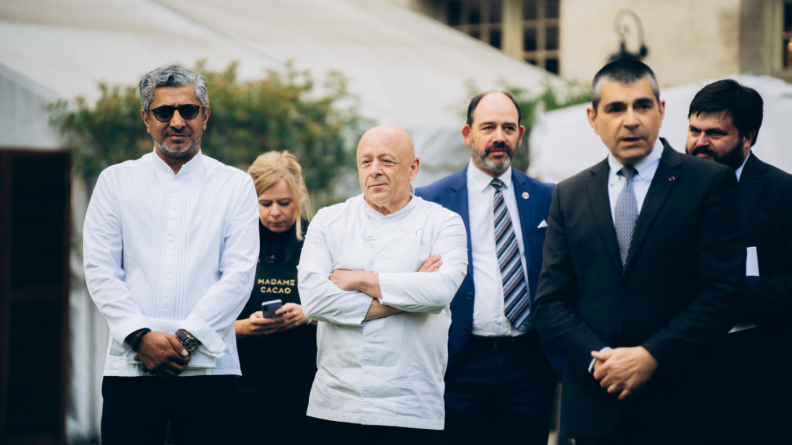 Une partie de la Team France lors du dîner caritatif Vulnerati 2024.