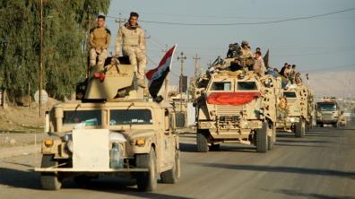 Convoi de l'armée irakienne à Mossoul, nord de l'Irak, Asie occidentale, 17 novembre 2016.