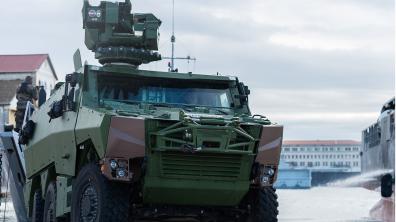 Tests amphibie des nouveaux véhicules blindés de l'armée de Terre GRIFFON et JAGUAR