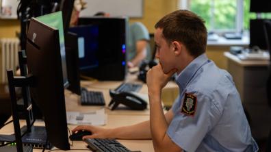 Jeune stagiaires en BTS Cyber