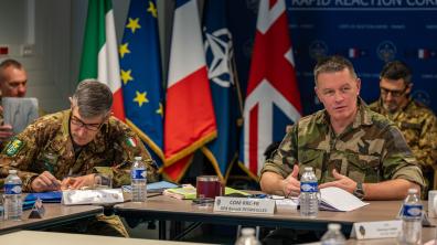 Le commandeur du CRR-FR accueille une délégation de visiteurs de l'OTAN