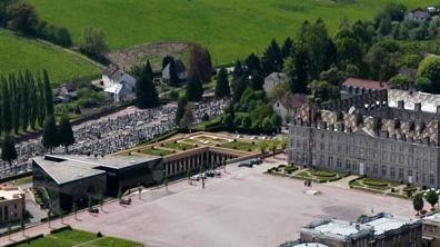 Vue du ciel du Lycée militaire d'Autun