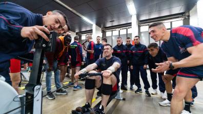 Sapeurs-pompiers de Paris en séance de sport
