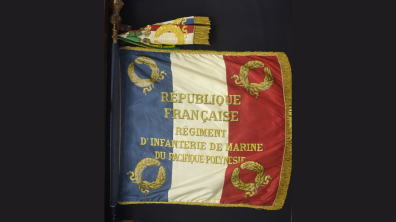 Le drapeau du Régiment d’Infanterie de Marine du Pacifique-Polynésie 
