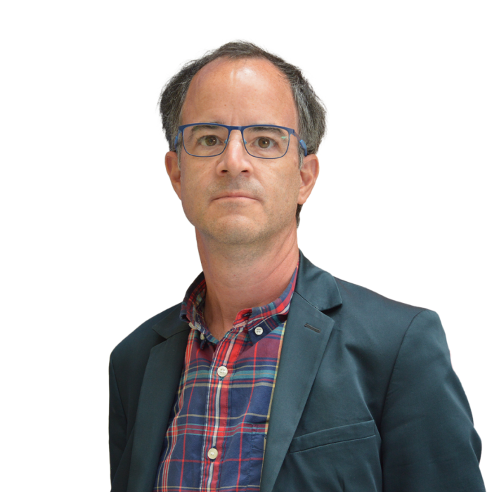 É. Plouhinec
