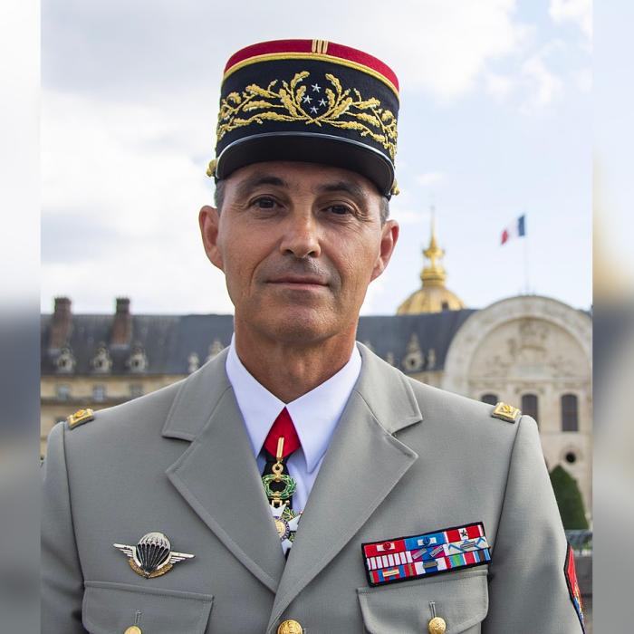 Portrait officiel du GCA Christophe Abad, gouverneur militaire de Paris